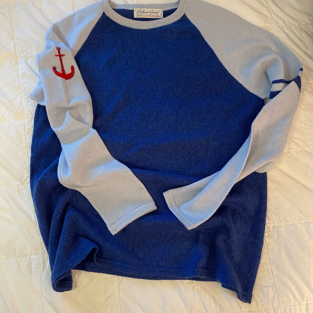 Like new Richard Grand Cashmere sweater